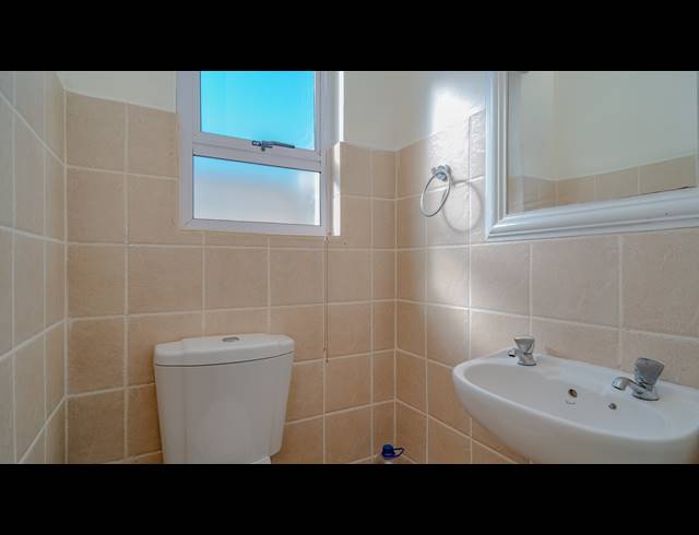 4 BEDROOM APARTMENT FOR SALE IN LA LUCIA